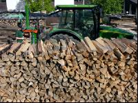 Brennholz spalten 32