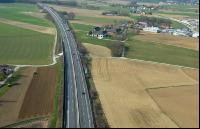 Autobahn zerteilt Kulturland 2