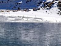Bergsee gefroren