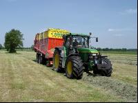 Gras ernten John Deere  4