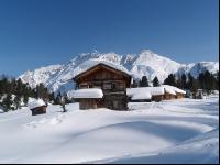 Alm verschneit 8