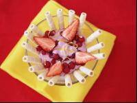 Beerencreme mit Eiswaffeln 3