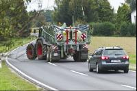 Traktor und Güllefass 1