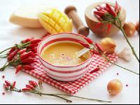 Scharfe Kürbissuppe mit Chili 1