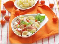 Pasta mit Salami