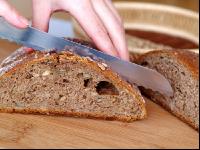 Brot schneiden  4