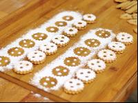Linzer Augen bereiten 10