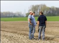 Diskussion am Acker 2