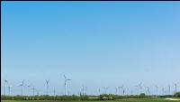 Windräder auf Ackerland 1