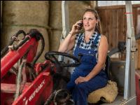 Landwirtin am Hoflader 5