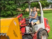 Landwirtin am Hoflader 1