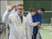 Mikrobiologielabor 17