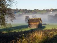 Alte Hütte im Morgenlicht 2