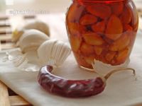eingelegter Knoblauch