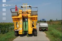 Weinlesemaschine 6