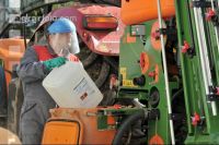 Filling herbicide 4