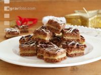 Schnitten mit Marzipan gefüllt 
