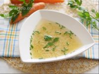Rindsuppe mit Teigreis 2