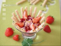 Beerencreme mit Eiswaffeln 2