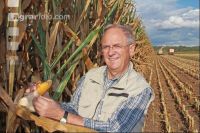 Corn Farmer J 17
