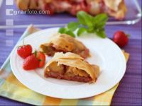Erdbeerstrudel mit Rhabarber 3