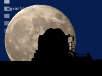 Mond Mähdrescher