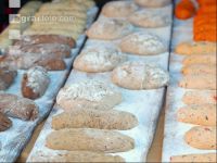 Ungebackene Brotlaibe 1