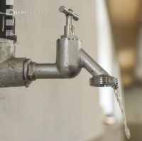 Wasserhahn im Stall