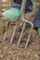 Spading fork 1