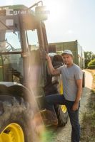 Landwirt am Traktor