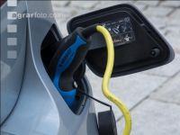 Elektroauto 4
