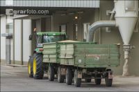 Deliver wheat 84