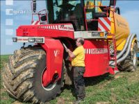 Liquid manure injector 48