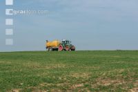 Liquid manure injector 34