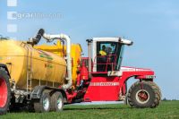 Liquid manure injector 23