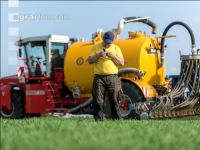 Liquid manure injector 8