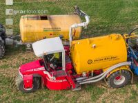 Liquid manure injector 70
