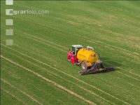 Liquid manure injector 58