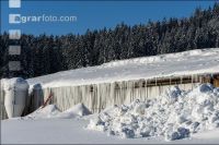 Stall eingeschneit 1