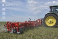 Hogging machine peas 1