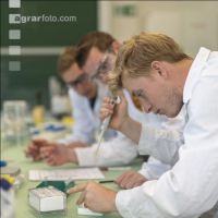 Mikrobiologielabor 9
