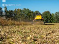 Soya harvest 192