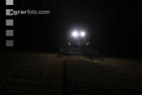 Weizenernte in der Nacht 12