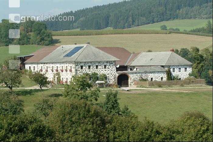 Bauernhof 9