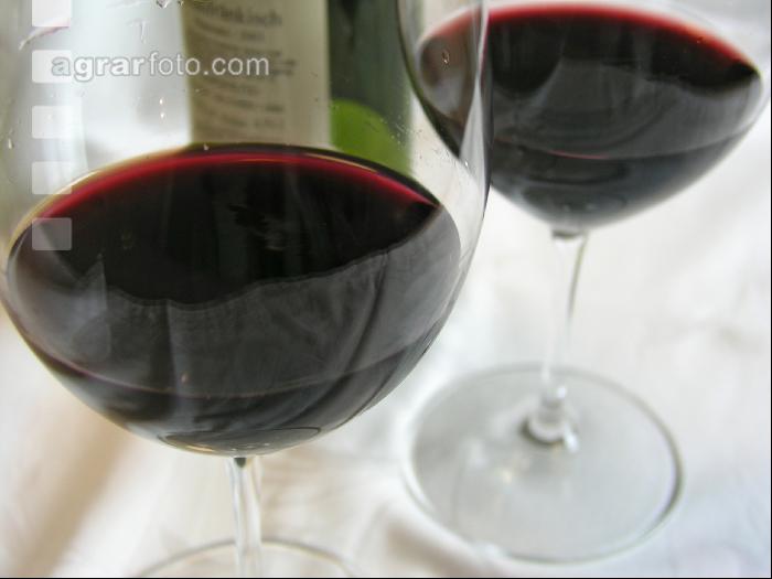 Rotwein 1