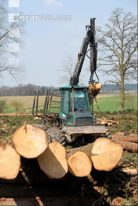 Forwarder 17