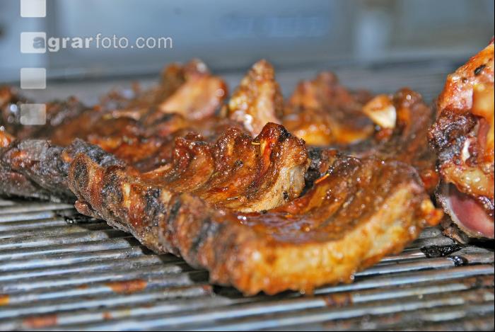Fleisch grillen 2