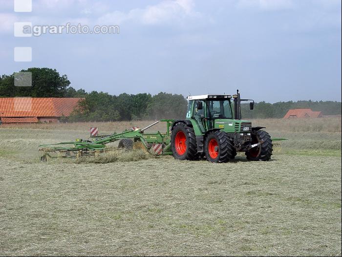Schwaden Fendt J 2