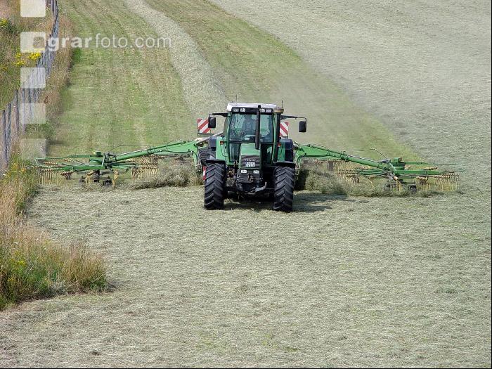 Schwaden Fendt J 1