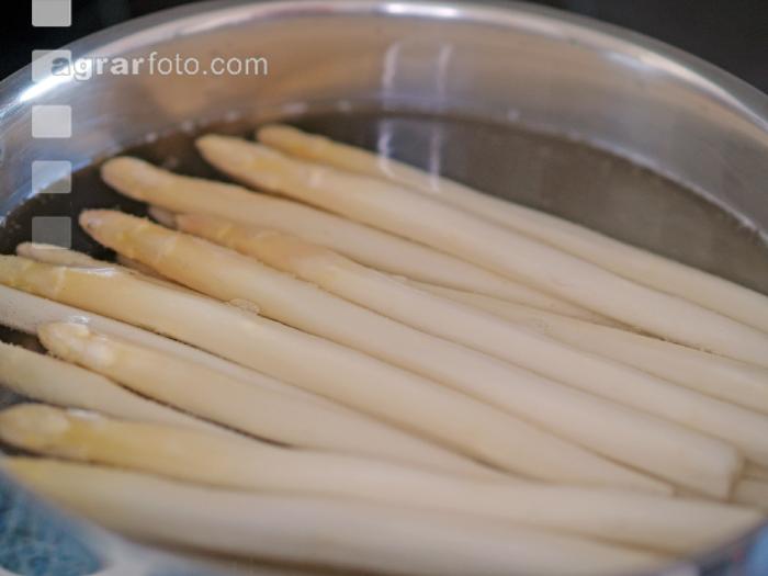 Spargel kochen